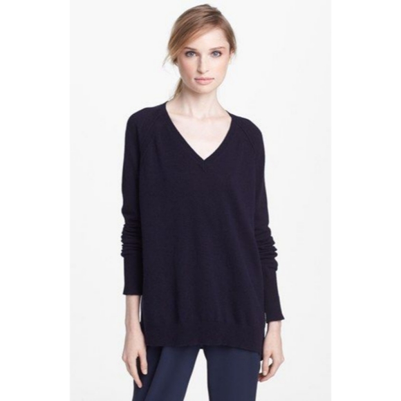 VINCE. Navy Silk Back Wool Cashmere V Neck Sweater - Picture 7 of 7